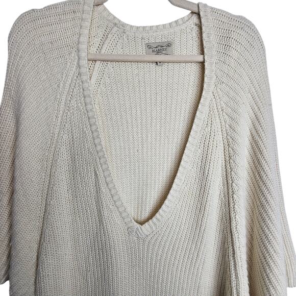 Blarney Ireland Womens Angora Cashmere Slouch V-Neck Sweater Size M Quiet Luxury - Picture 2 of 9